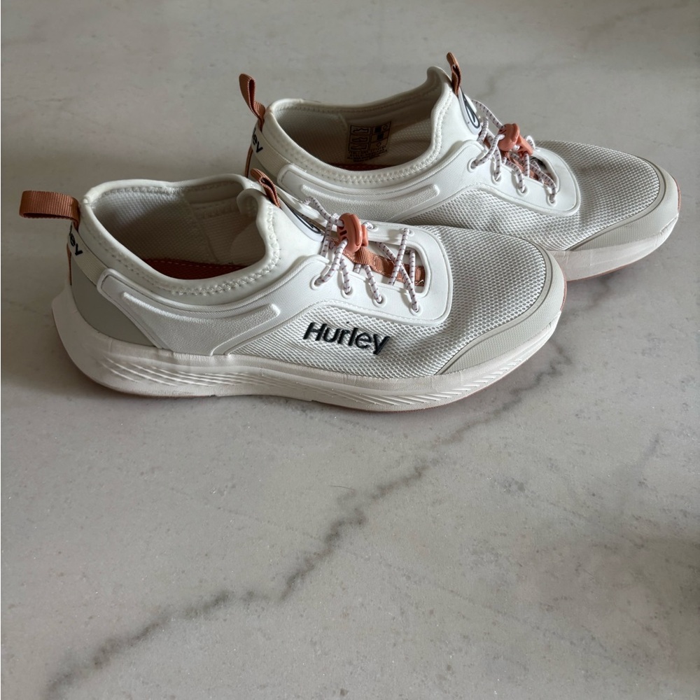 Hurley athletic shoe size 8.5